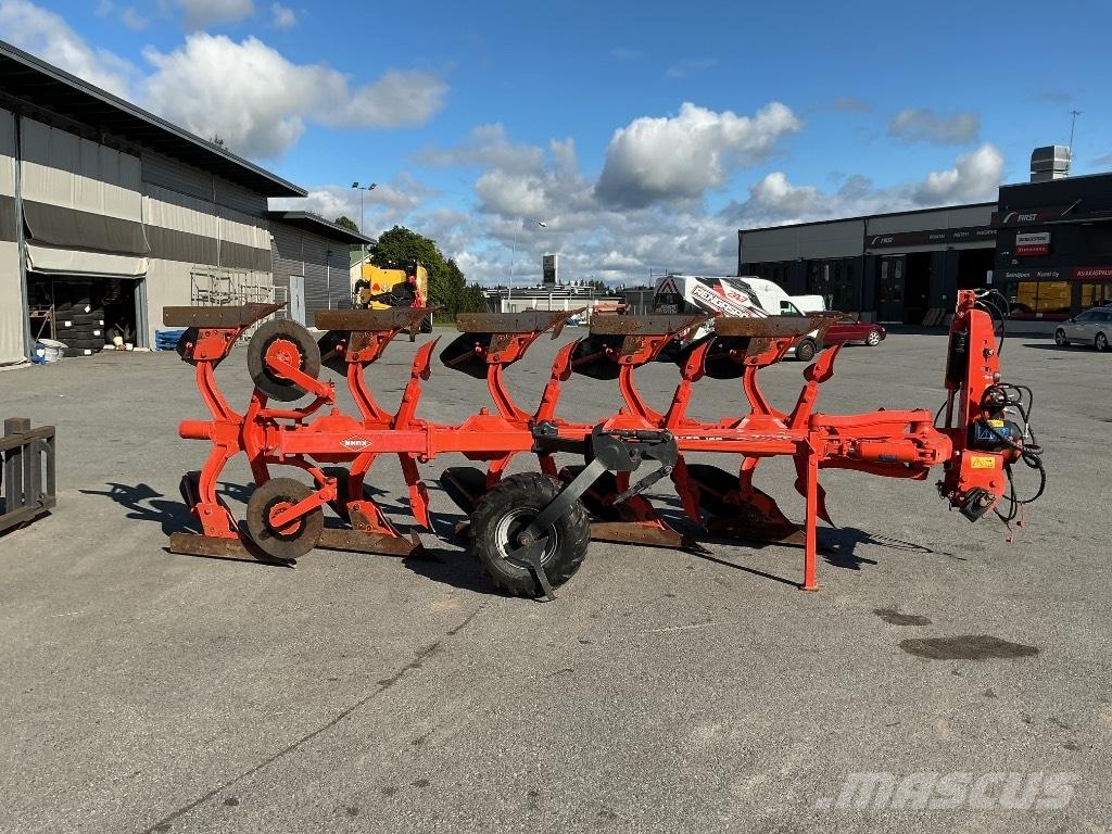 Kuhn Vari-Master 123 Aratri reversibili