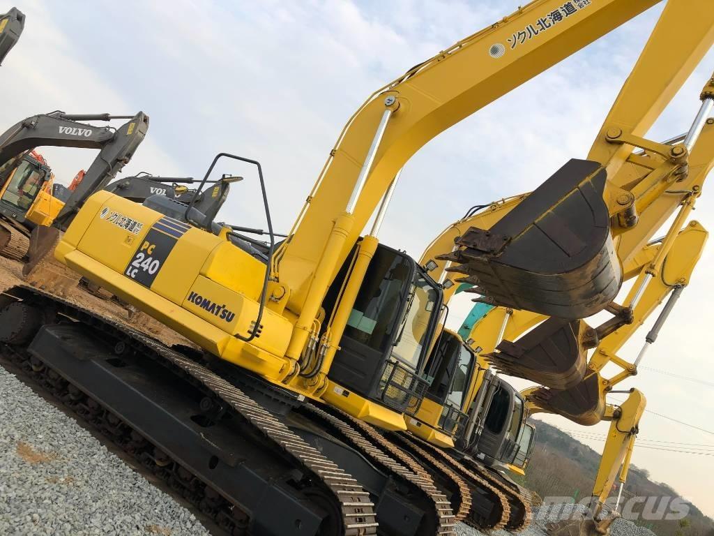 Komatsu 240-8 Escavatori cingolati