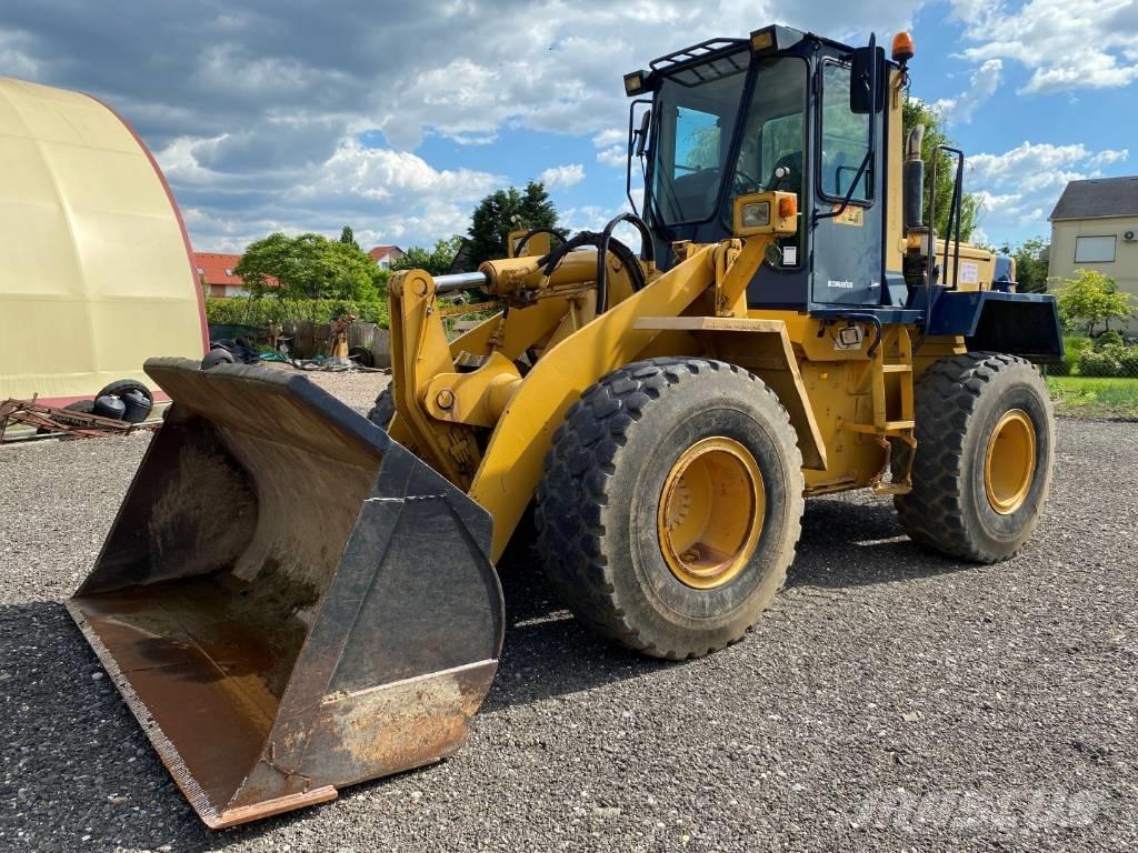 Komatsu WA 250 PT-1H Pale frontali e scavatori