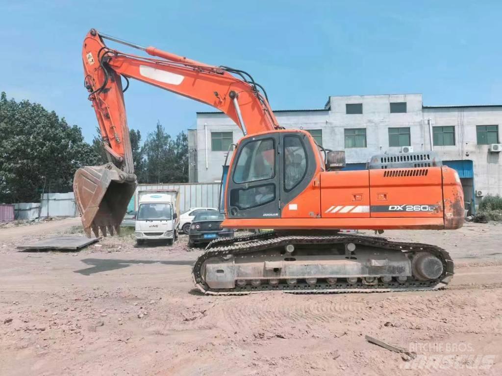 Doosan DX 260 Escavatori cingolati