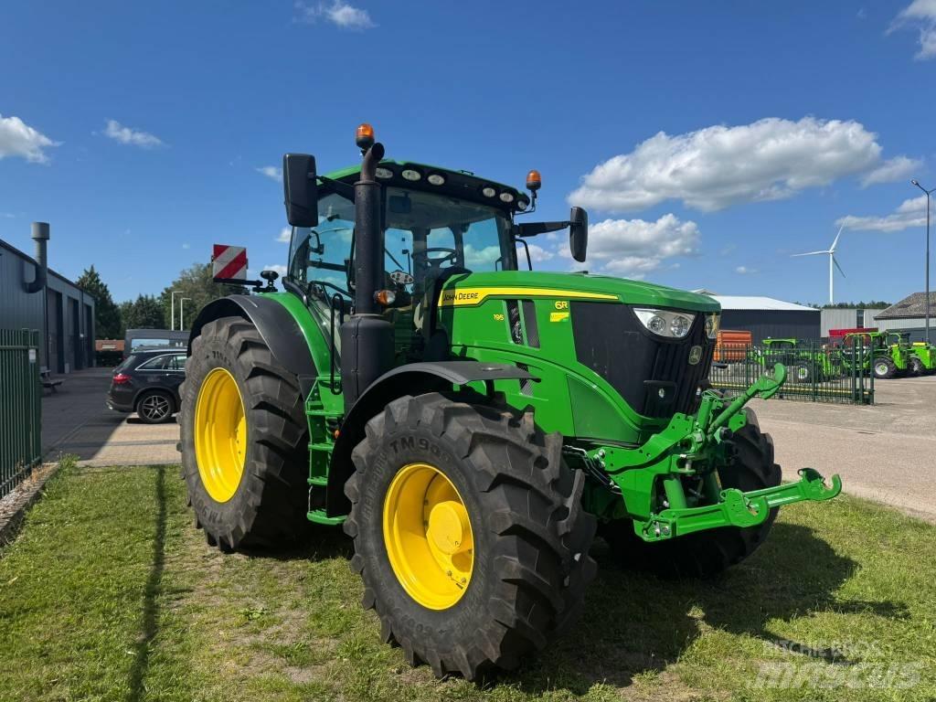 John Deere 6R 195 Trattori