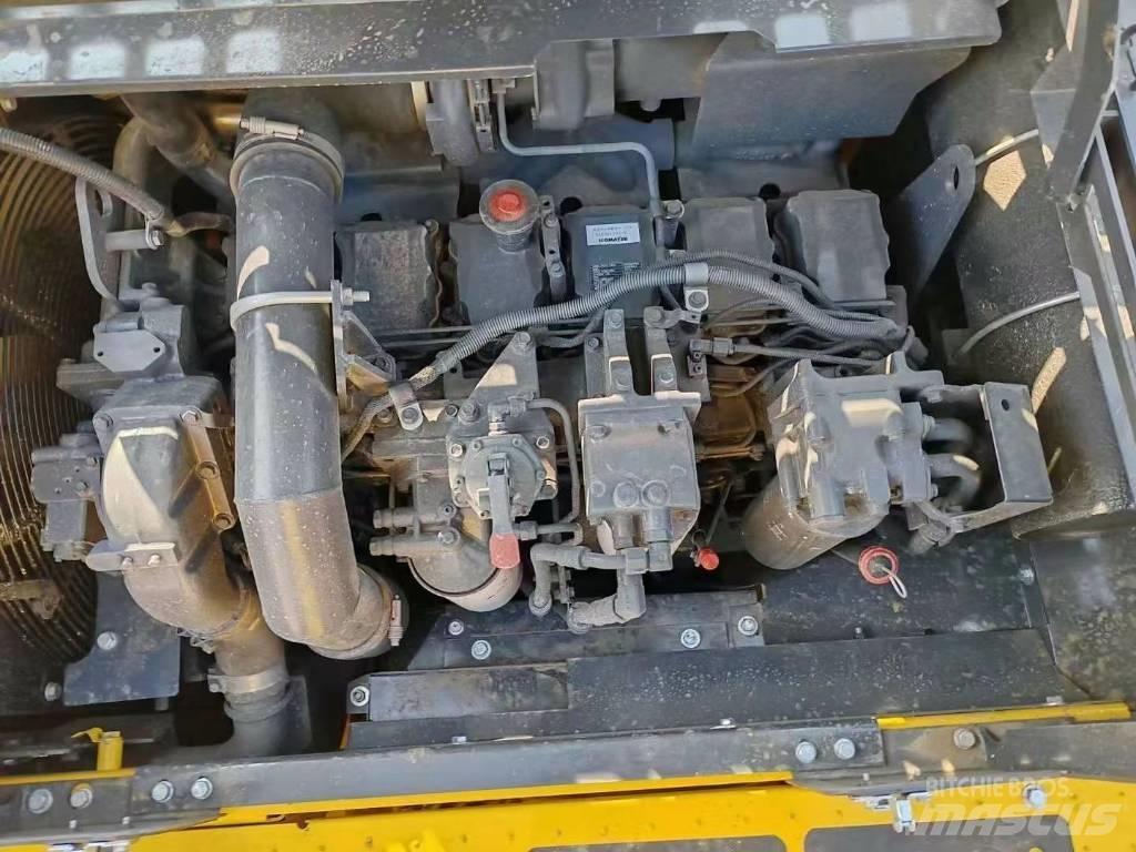 Komatsu 450-8 Escavatori cingolati