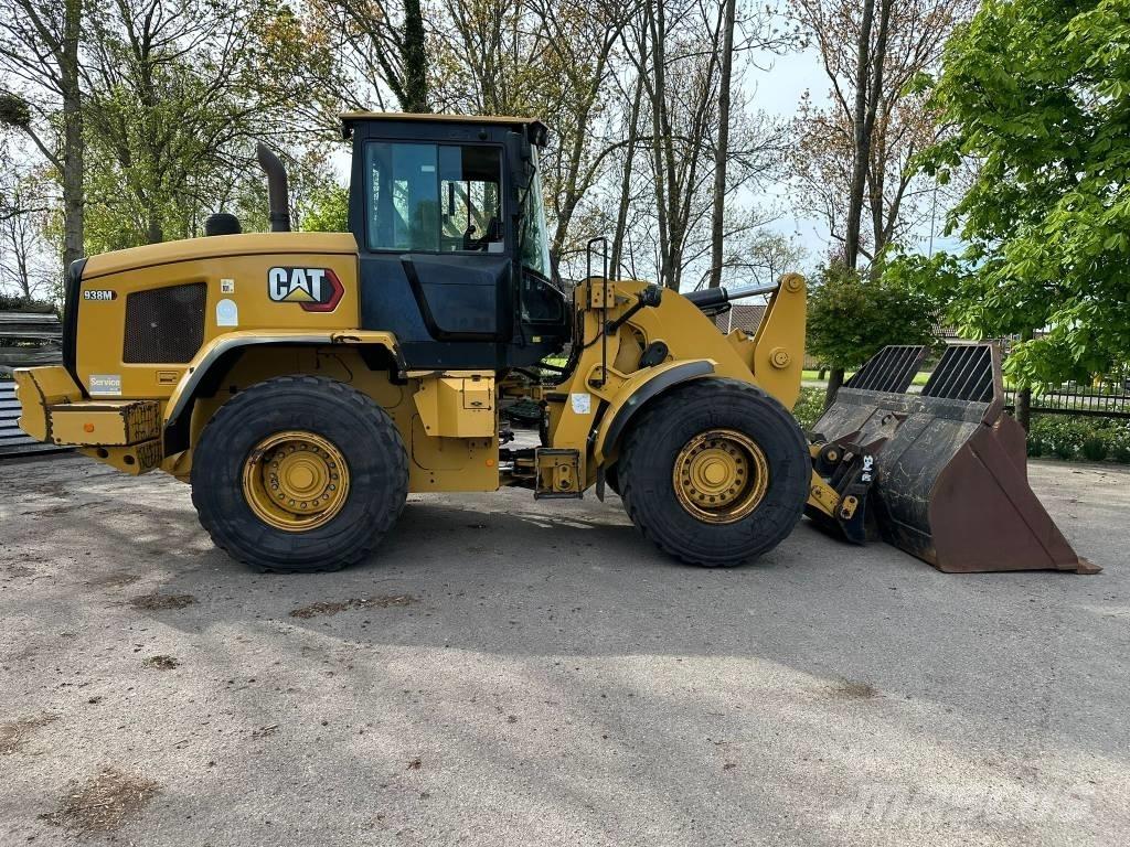 CAT 938 M Pale gommate