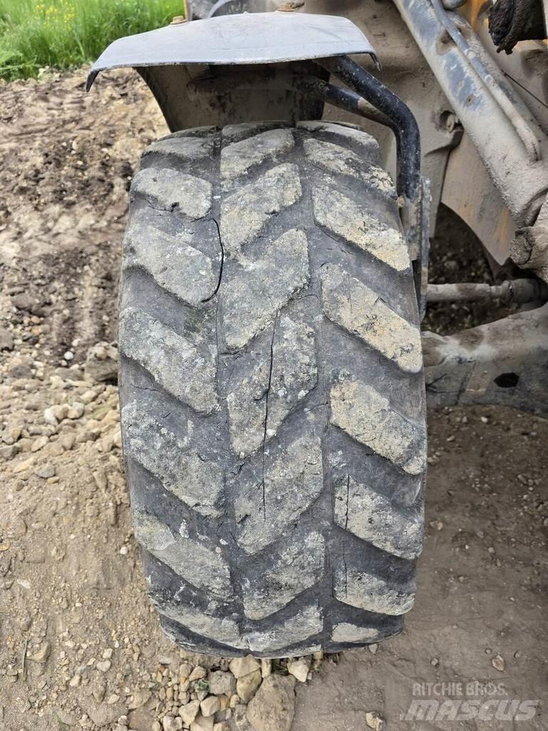 JCB 3CX Terne