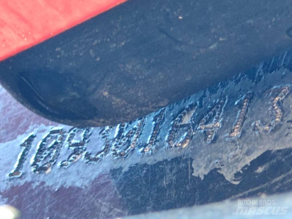 Komatsu C 93 Decespugliatrici e trinciatrici idrauliche
