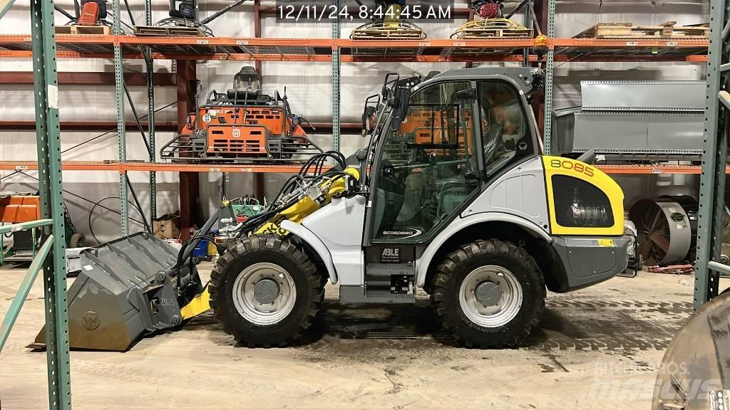 Wacker Neuson 8085 Pale gommate