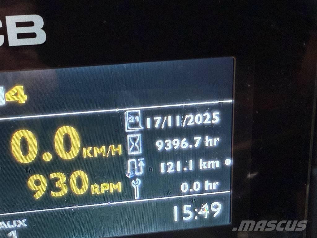 JCB TM320 Pale gommate