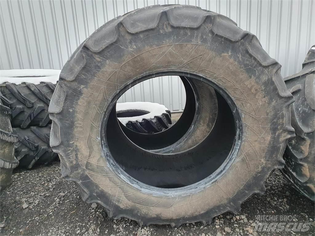 Mitas 710/70R38 x2 Pneumatici, ruote e cerchioni