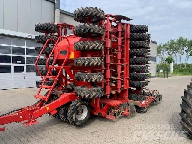 Horsch Pronto 8 DC Perforatrici
