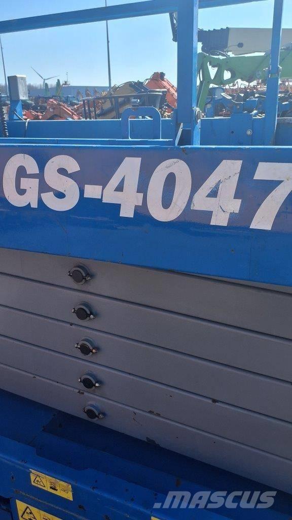 GENIE GS4047 Piattaforme a pantografo