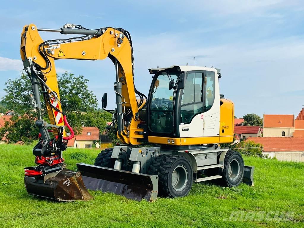 Liebherr A 910 Escavatori gommati
