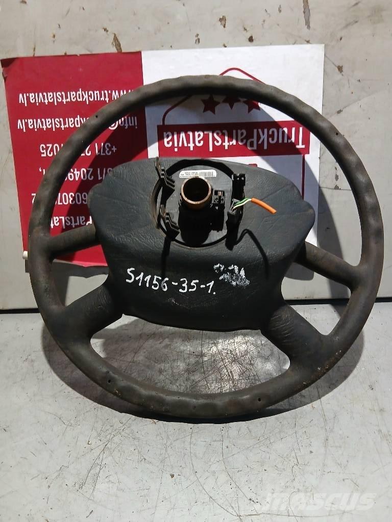 Scania 144    1327026 Cabine e interni