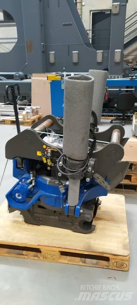 SMP ST28 Escavatori cingolati