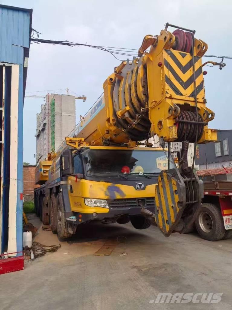 XCMG XCA300 Gru per tutti i terreni