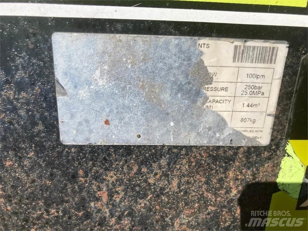  GREIFSCHAUFEL 2400 Altri accessori per trattori
