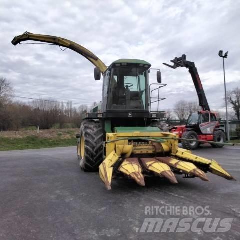 John Deere 6610 Trince semoventi