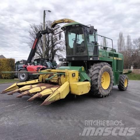 John Deere 6610 Trince semoventi