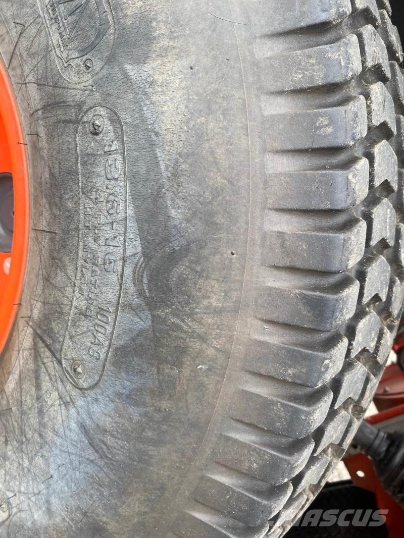 Kubota ST 401-C Trattori compatti