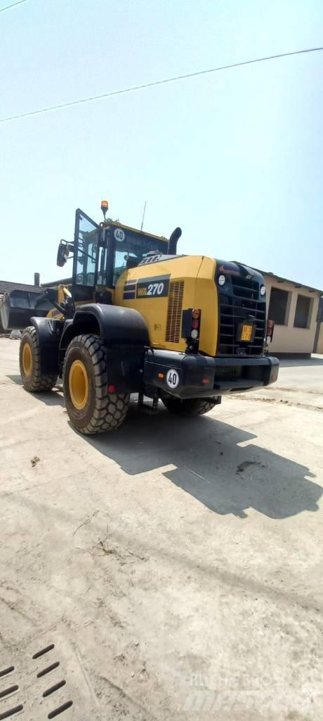 Komatsu WA270-8 Pale gommate
