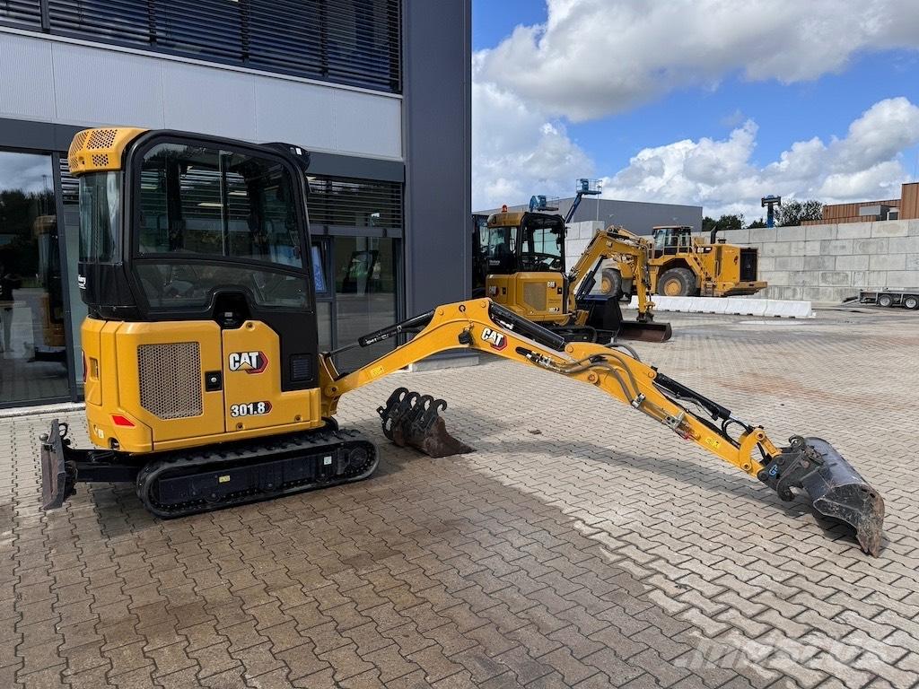 CAT 301.8 Miniescavatori