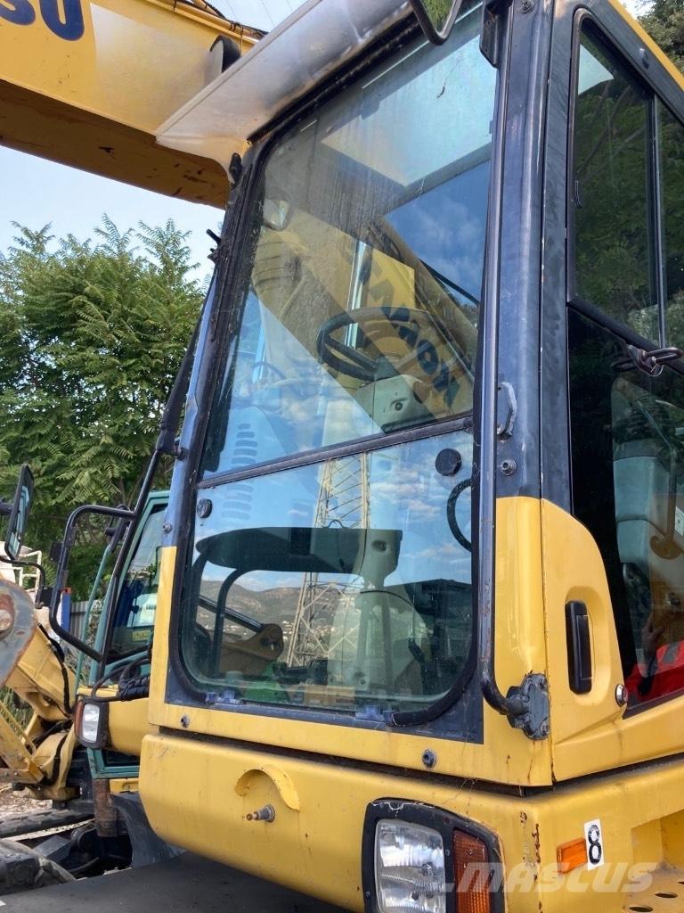 Komatsu PW 140-7 Escavatori gommati