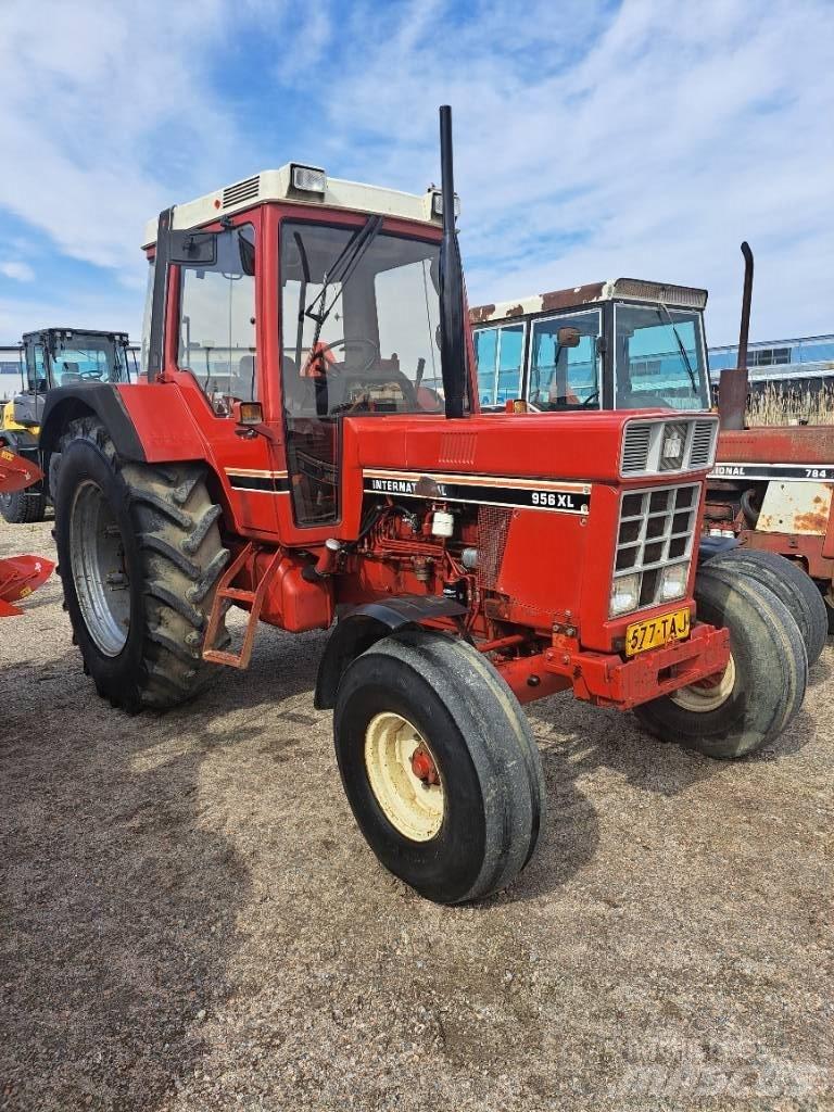 International 956XL Trattori