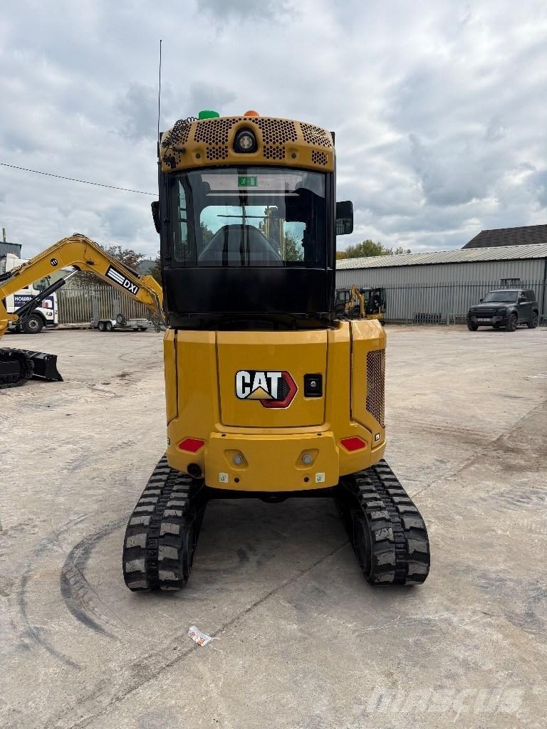 CAT 302.7 CR Miniescavatori