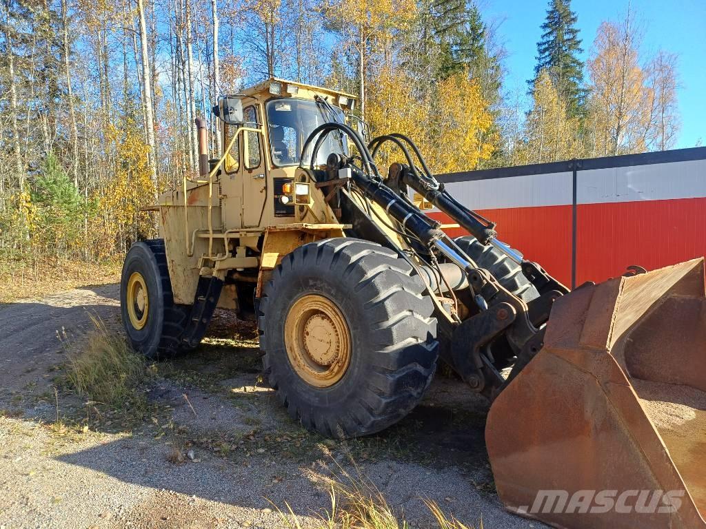 Volvo BM 4600 Pale gommate