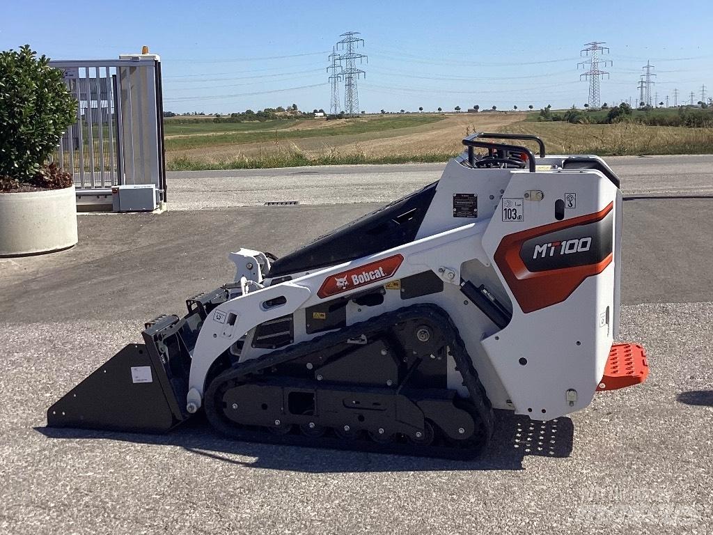 Bobcat MT100 Pale cingolate