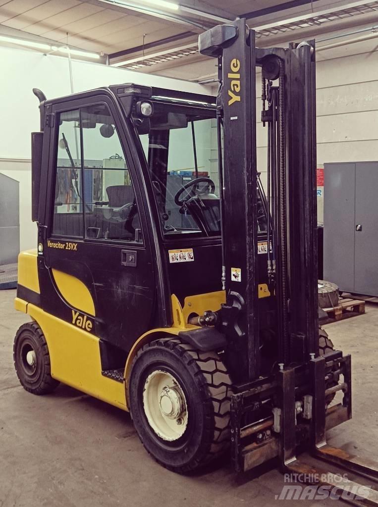 Yale GDP25VX Carrelli elevatori diesel