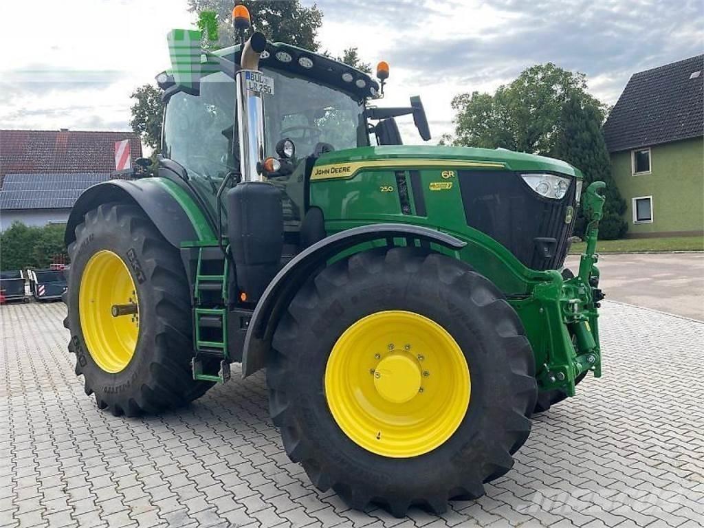 John Deere 6r 250 Trattori