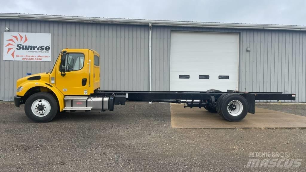 Freightliner M2 Autocabinati