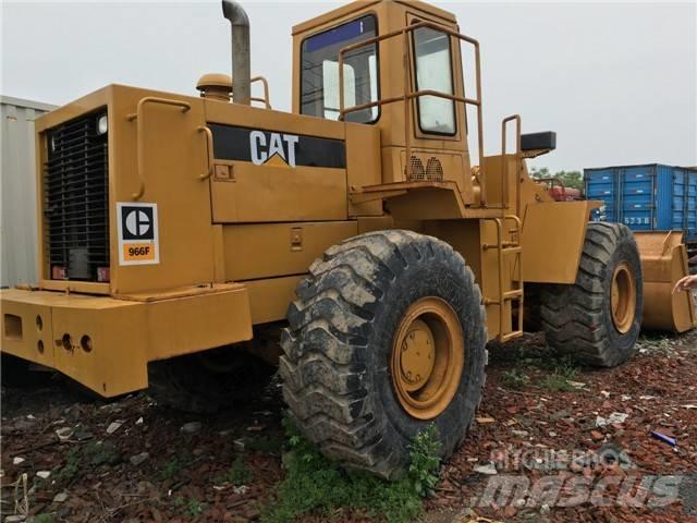 CAT 966 F Pale gommate