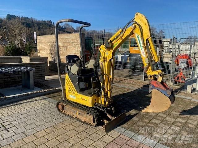 New Holland E 09 SR Miniescavatori