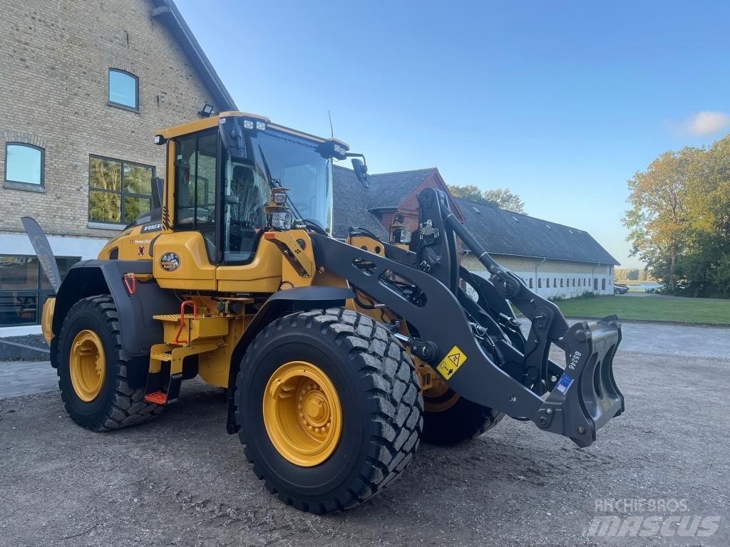 Volvo L 90 H Pale gommate
