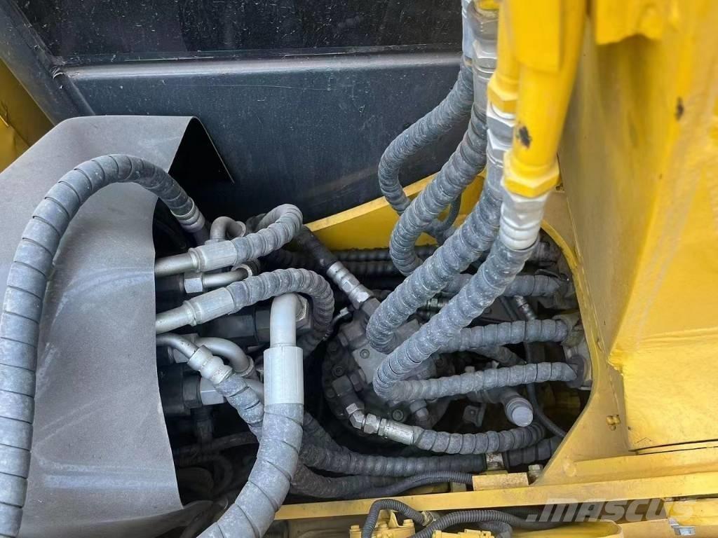 Komatsu PC70-8 Escavatori medi 7t - 12t