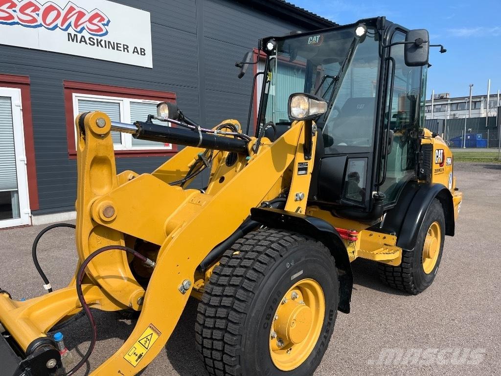 CAT 906M-20  35km/h Pale gommate
