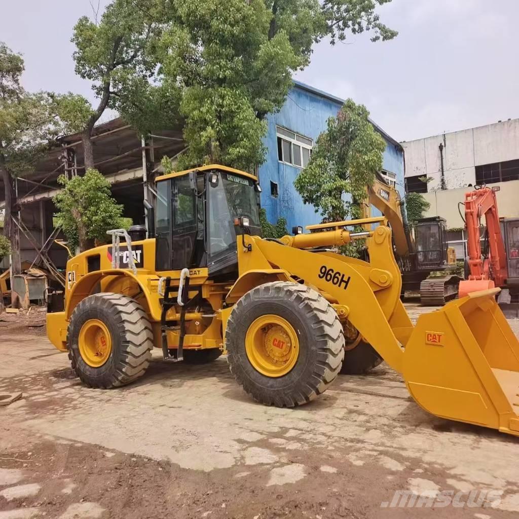 CAT 966 H Pale gommate