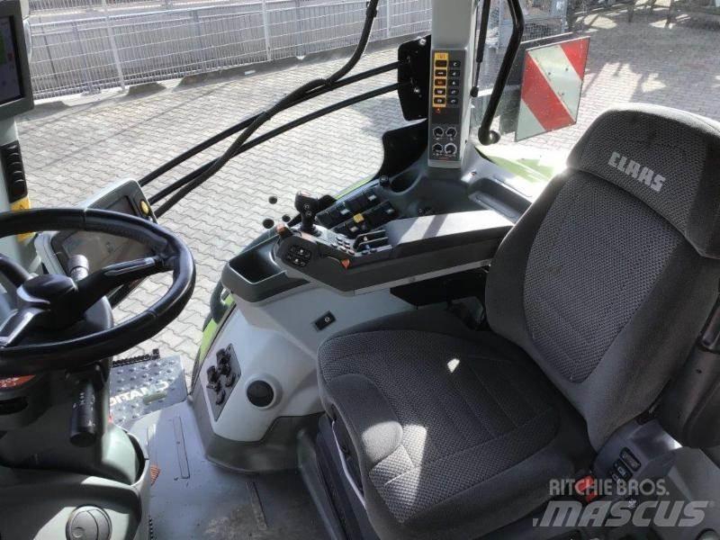 CLAAS AXION 810 Trattori