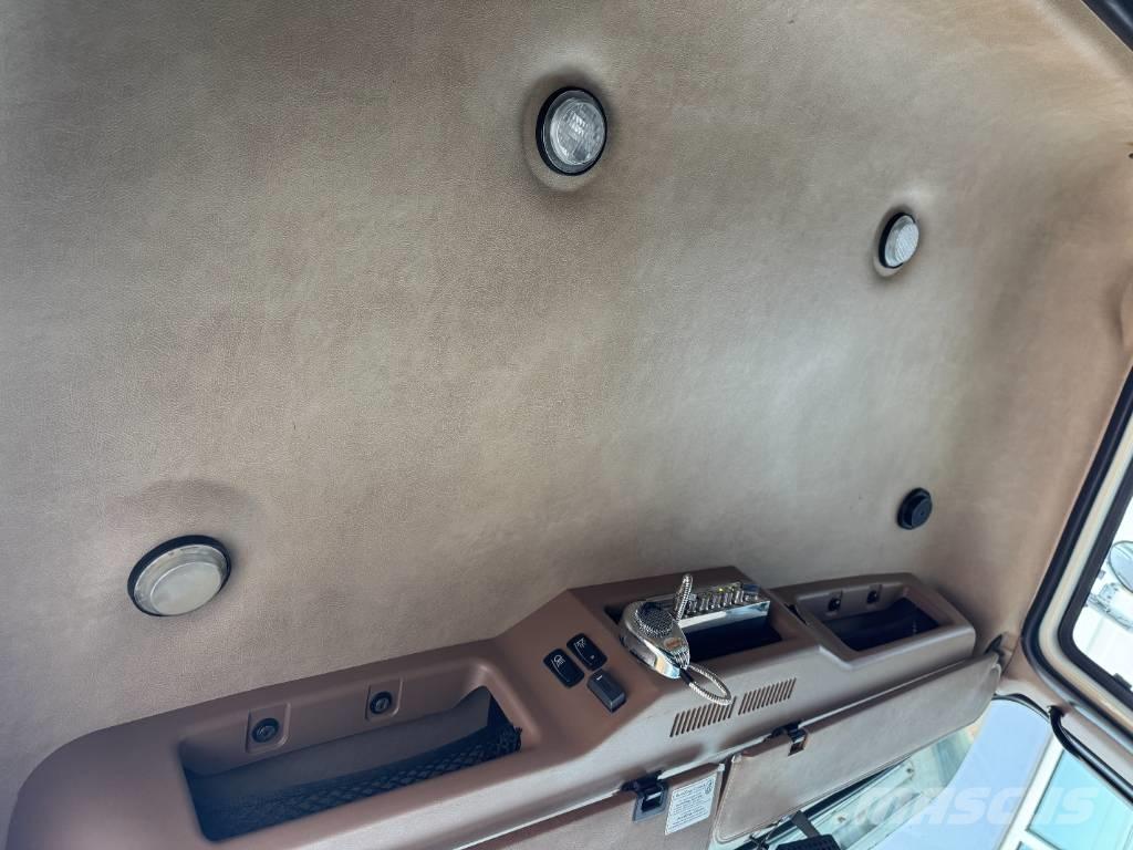 Mack GU713 Camion ribaltabili