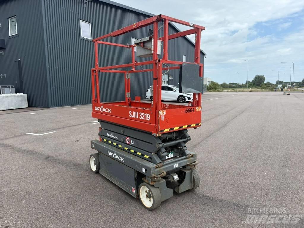 SkyJack SJ 3219 Piattaforme a pantografo