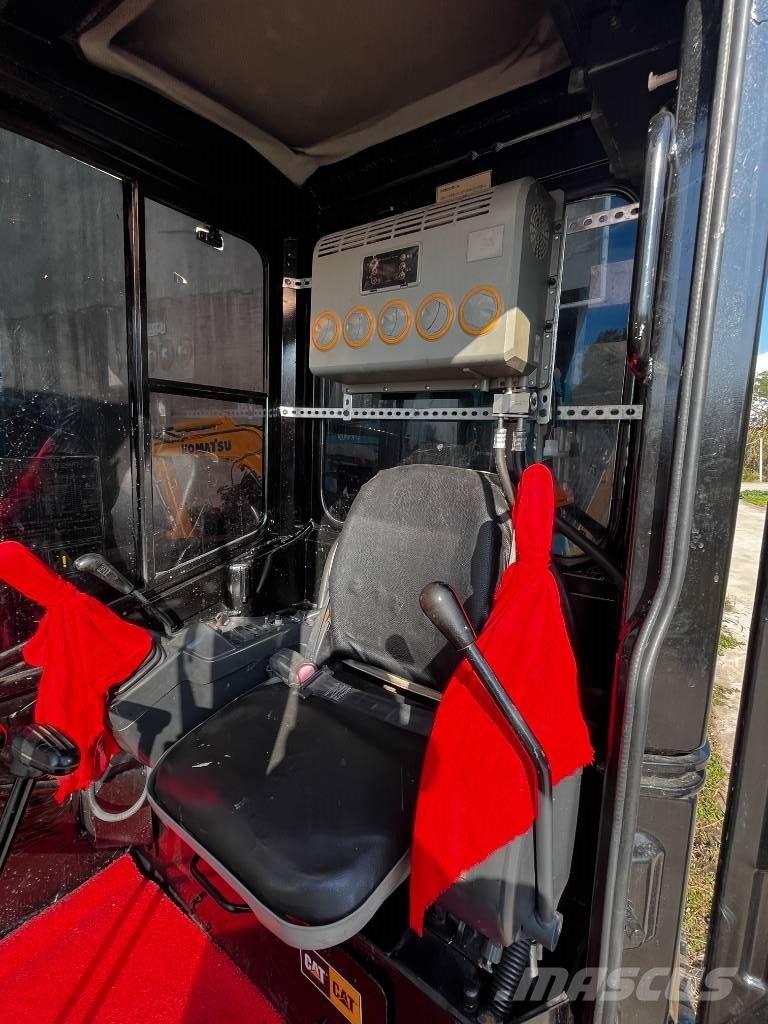 CAT 303.5 E CR Miniescavatori