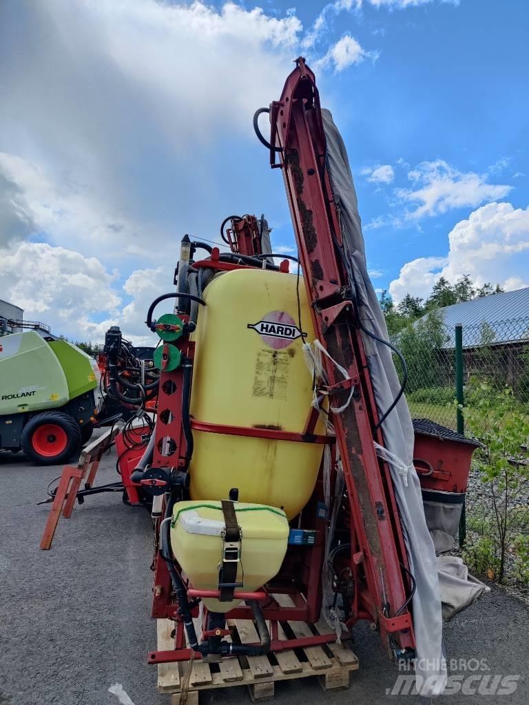 Hardi Master Twin Irroratori montati