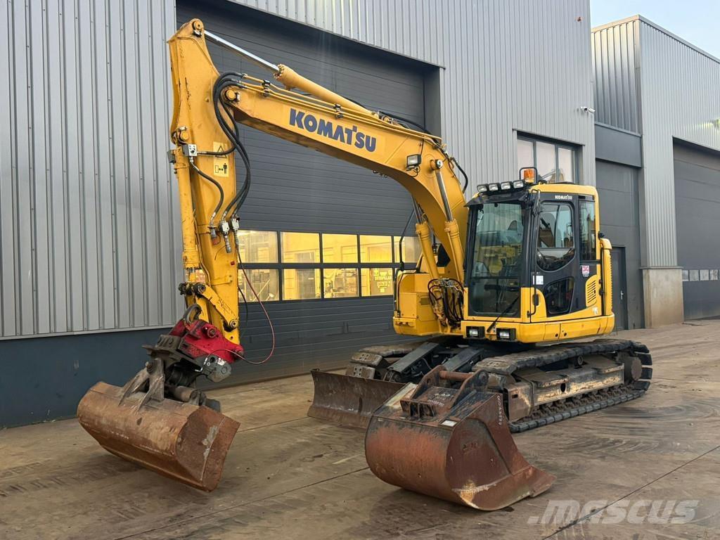Komatsu PC138-11 Escavatori cingolati