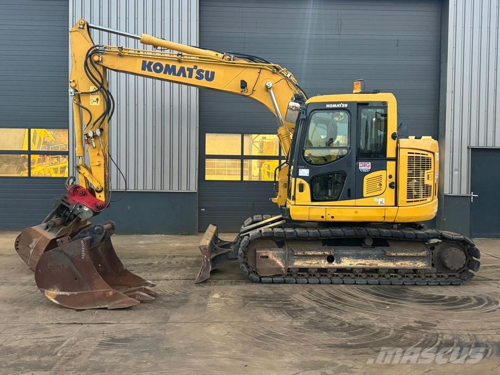 Komatsu PC138-11 Escavatori cingolati