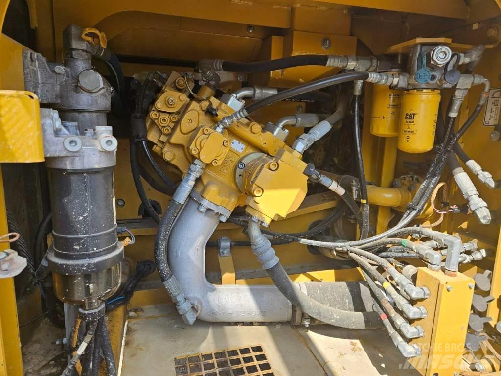 CAT 326 F L Escavatori cingolati