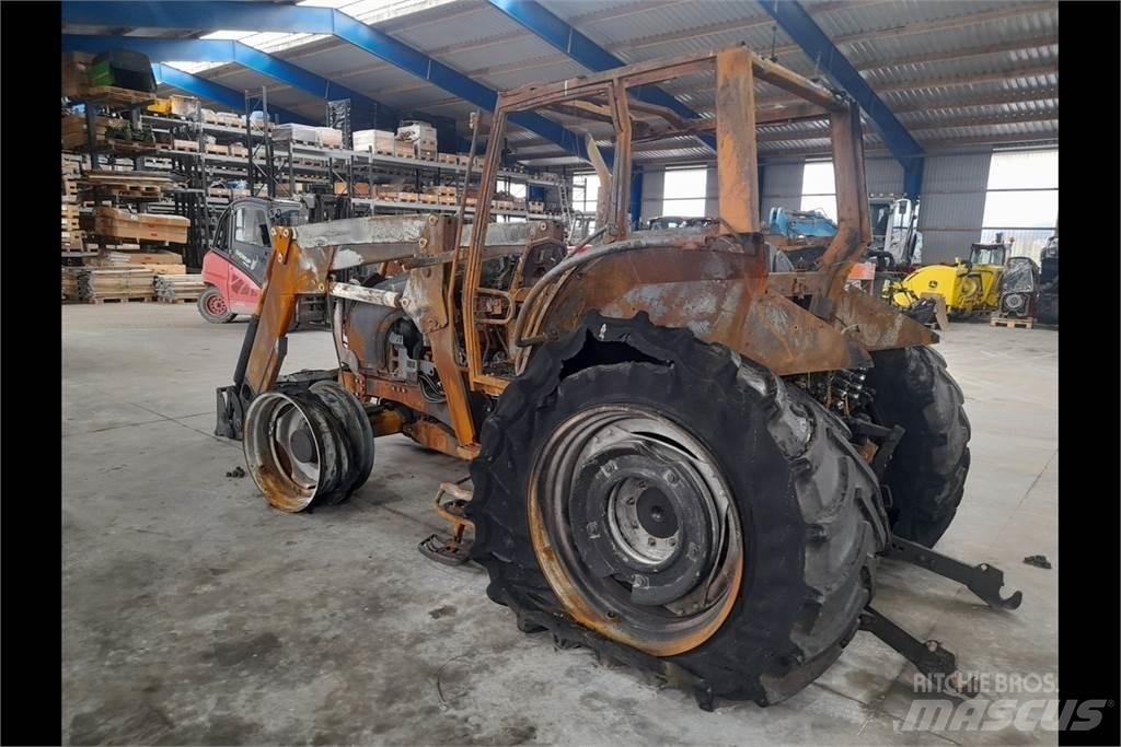 Valtra N121 Trattori