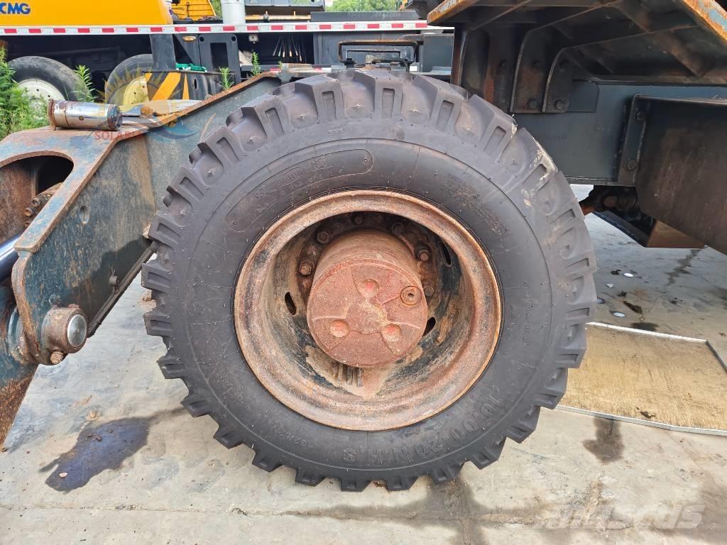 Hyundai Robex 210W-9 Escavatori gommati