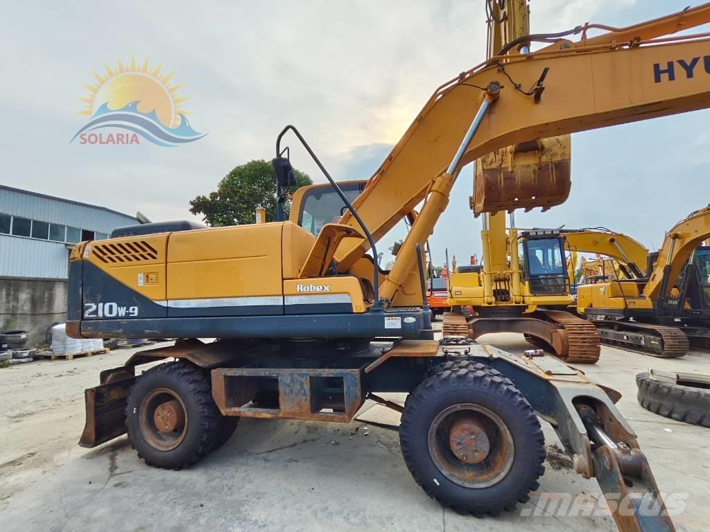 Hyundai Robex 210W-9 Escavatori gommati