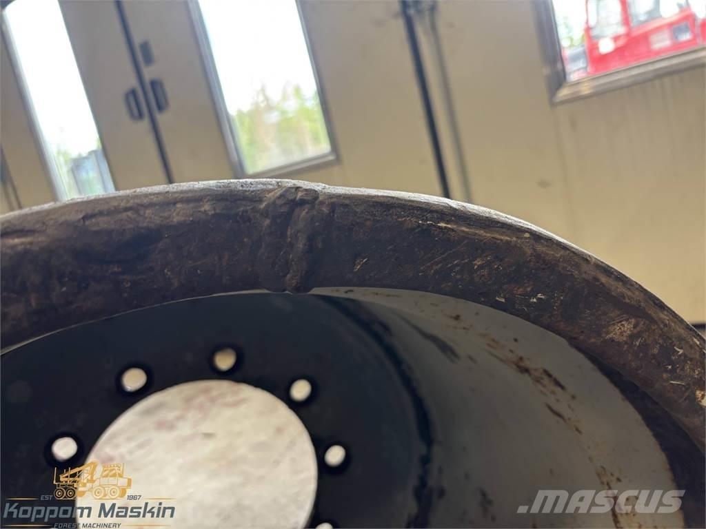 Valmet 890 24x26,5 Pneumatici, ruote e cerchioni